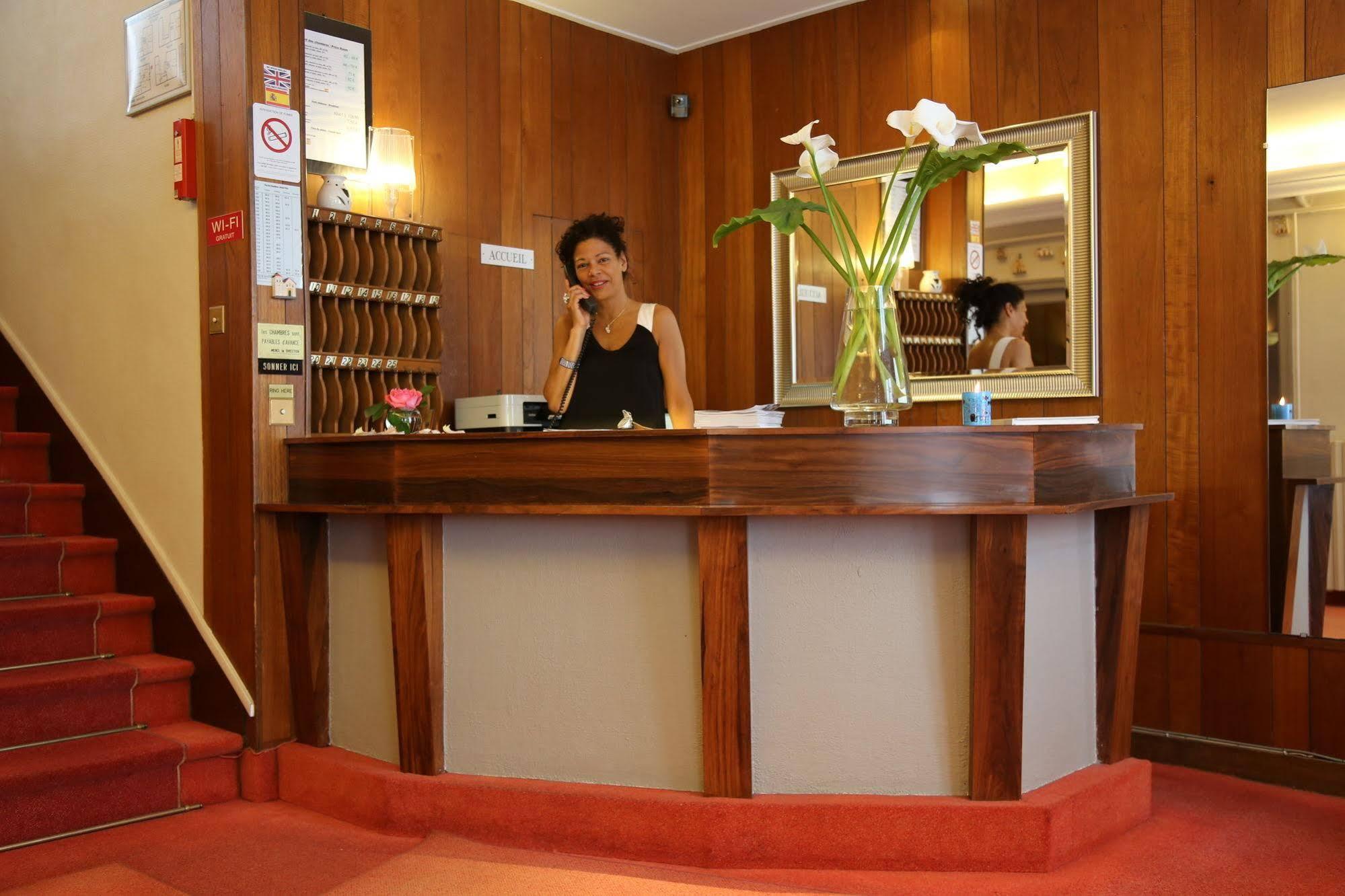 Hotel Moderna Шербур-ан-Котентан Екстериор снимка