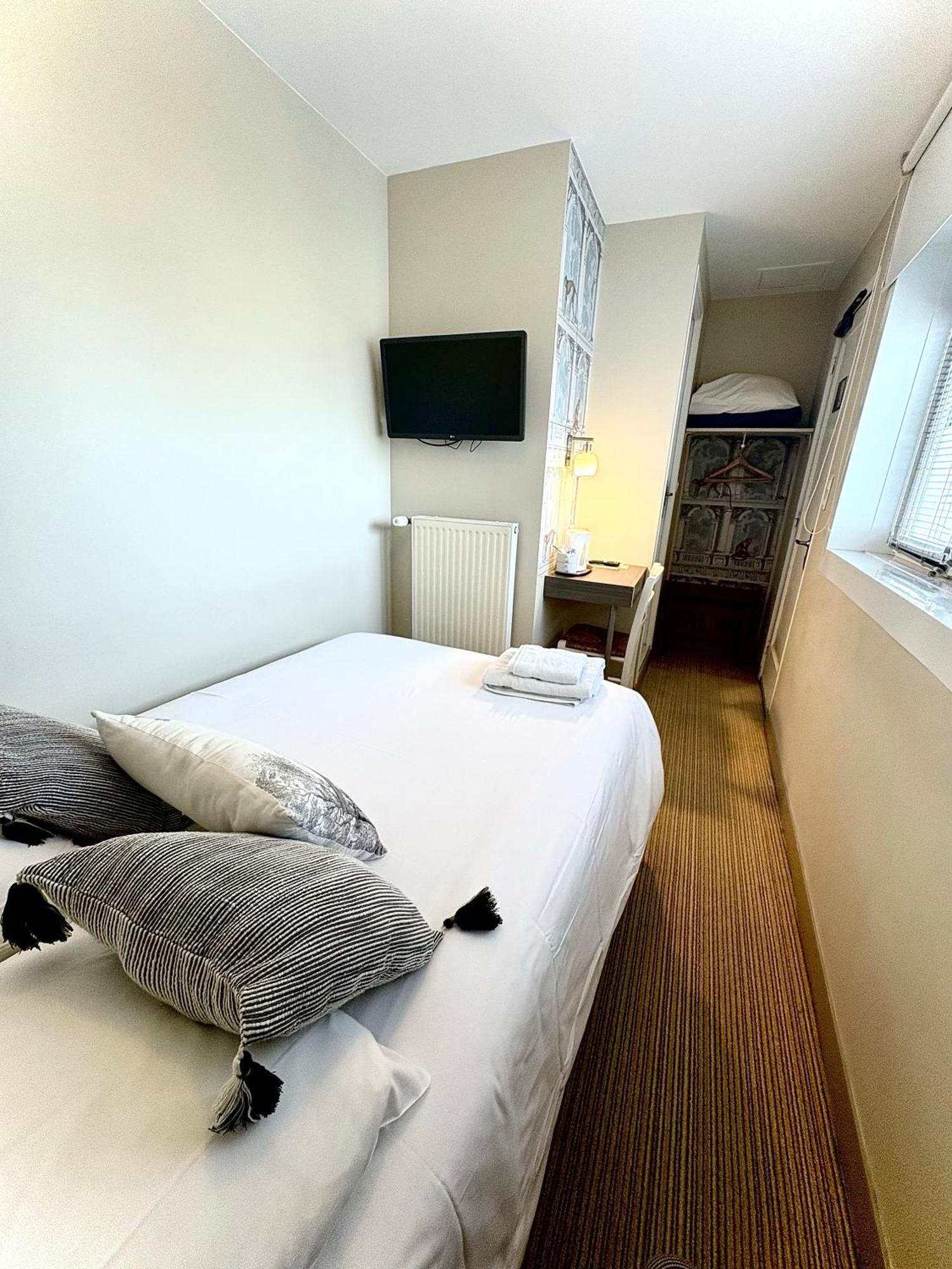 Hotel Moderna Шербур-ан-Котентан Екстериор снимка