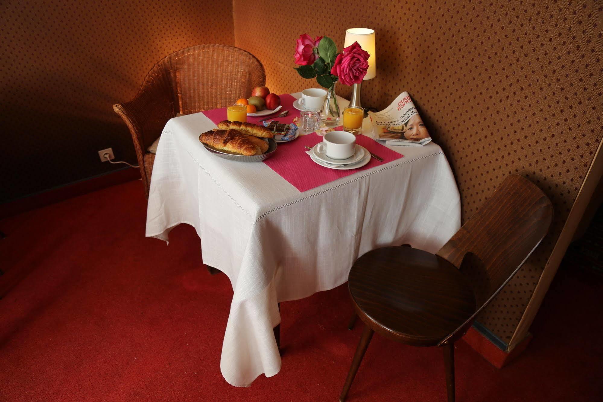 Hotel Moderna Шербур-ан-Котентан Екстериор снимка